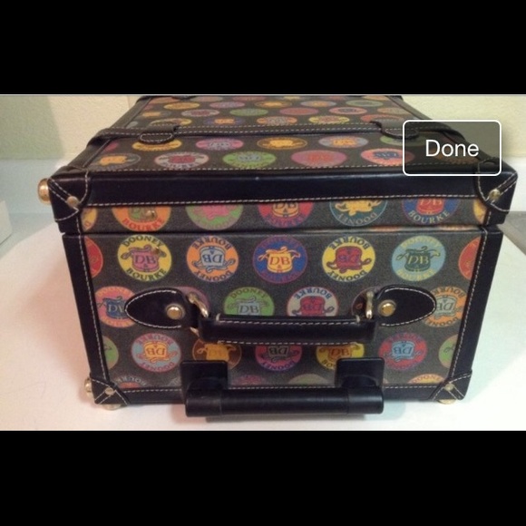 ✈️⛵️🚁Vintage Dooney Rolling Trunk✈️⛵️🚁 - Picture 3 of 13